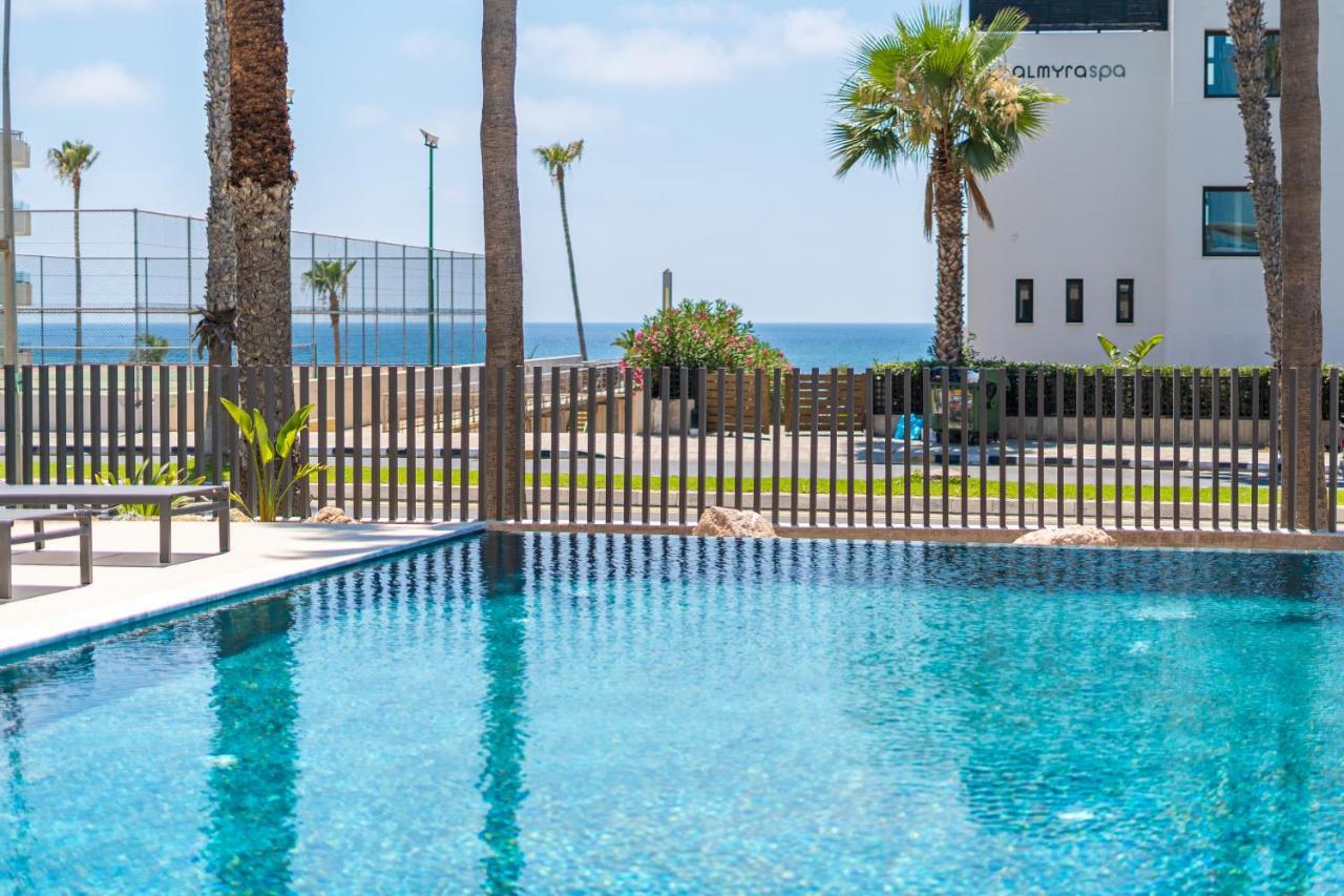 Waterside Sea View Apartments Paphos Ngoại thất bức ảnh